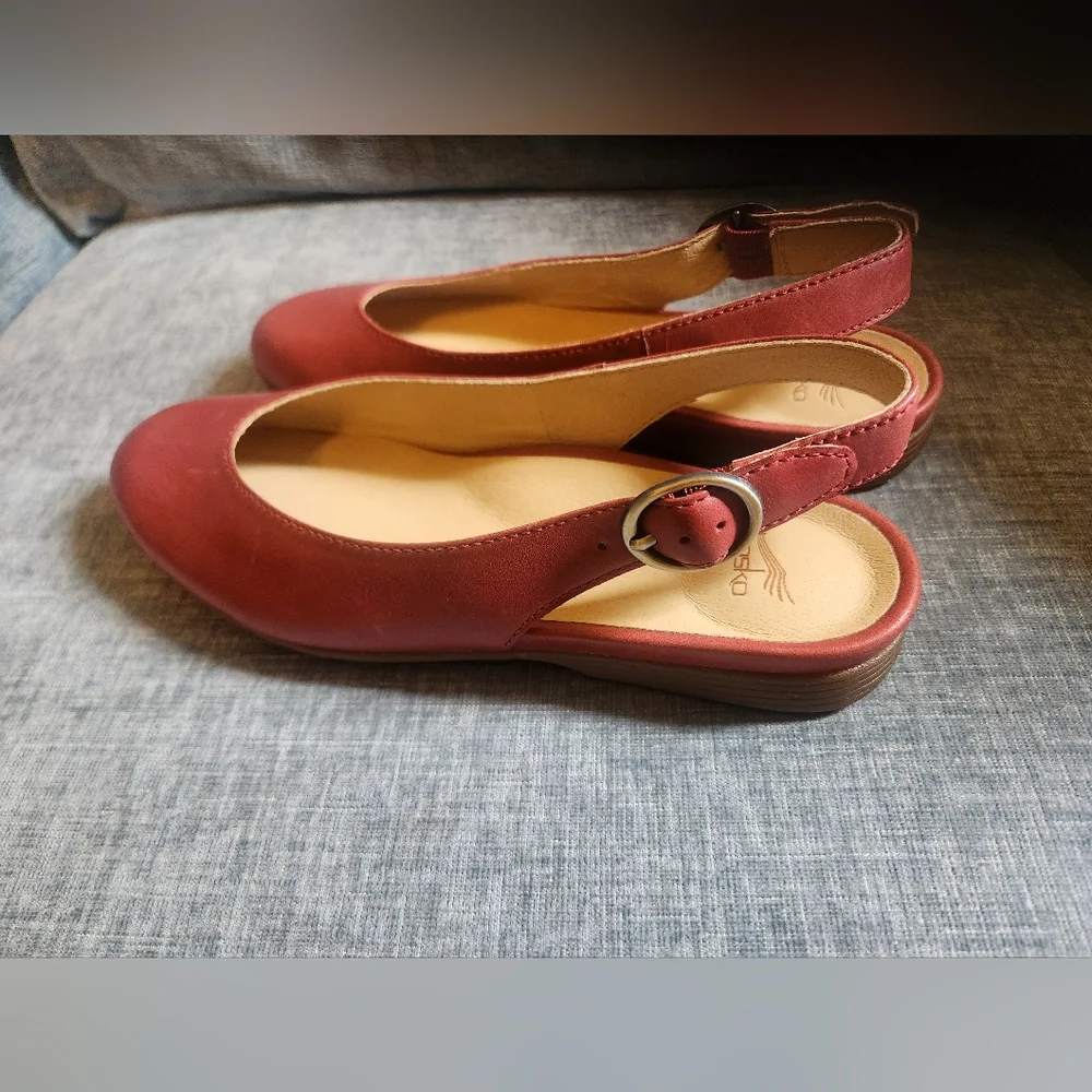 Red Dansko Lea Flat Size 36 - Picture 2 of 6